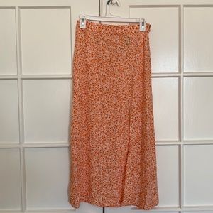 NWT H&M midi floral skirt